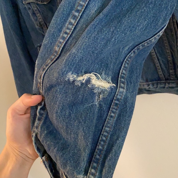 Vintage Levi’s Denim Jacket - Picture 4 of 5